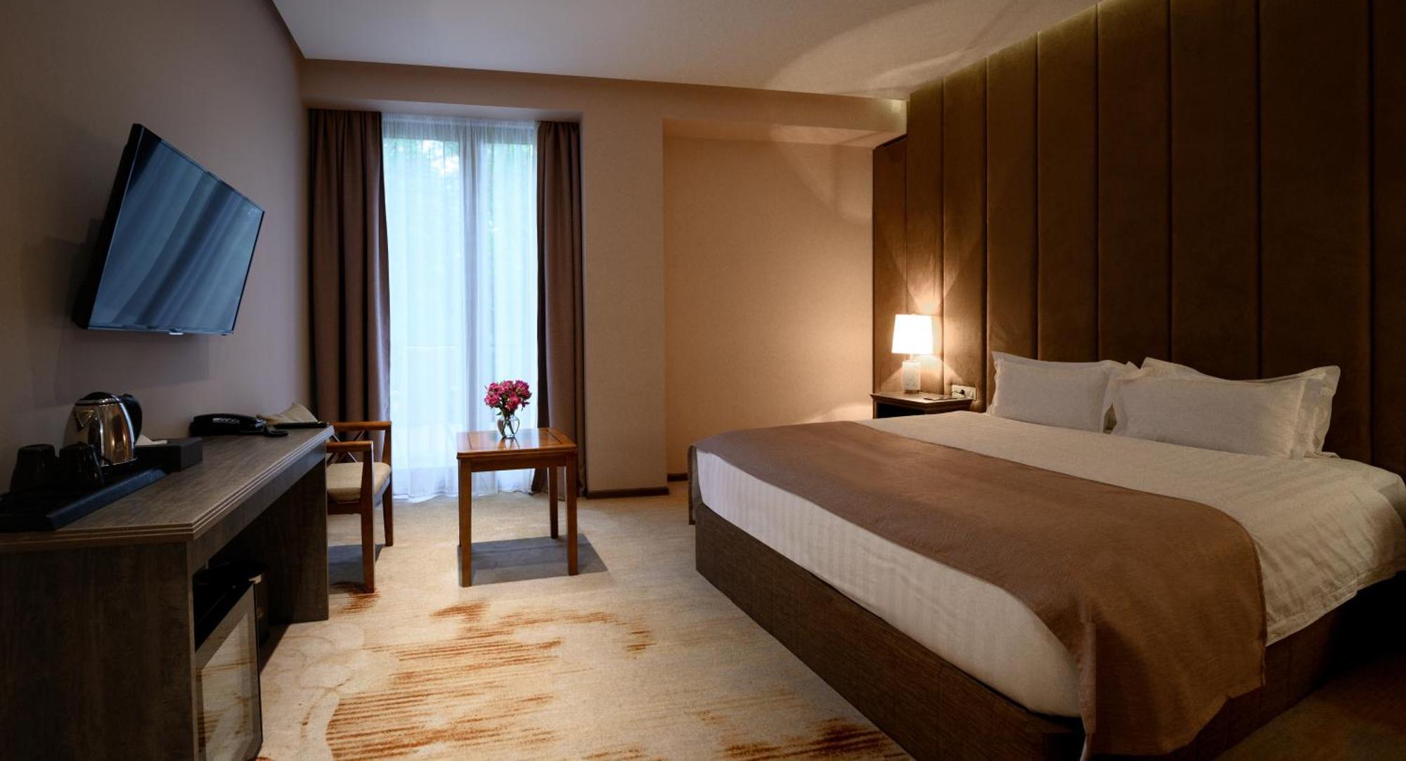 Aurora Resort, Цахкадзор Екстериор снимка